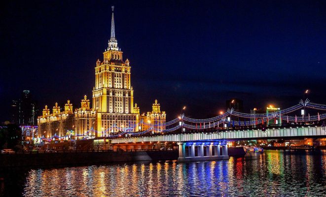 Архитектурно-художественная подсветка гостиницы Radisson Украина, г. Москва