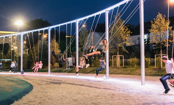 Архитектурное освещение игрового комплекса «Мега-качели», г. Москва, Парк культуры и отдыха им. Горького