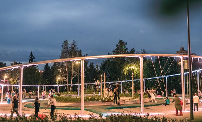 Архитектурное освещение игрового комплекса «Мега-качели», г. Москва, Парк культуры и отдыха им. Горького