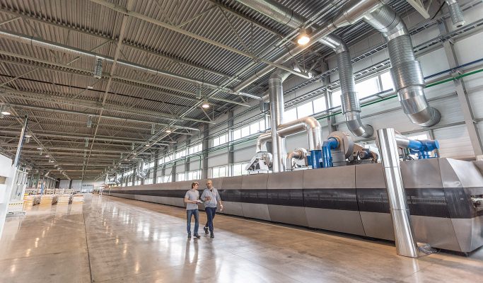 Освещение завода керамических плит LaminamRus, Калужская область, индустриальный парк Ворсино