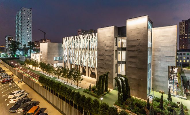 Освещение фасада «Хорошколы» — Хорошевской прогимназии